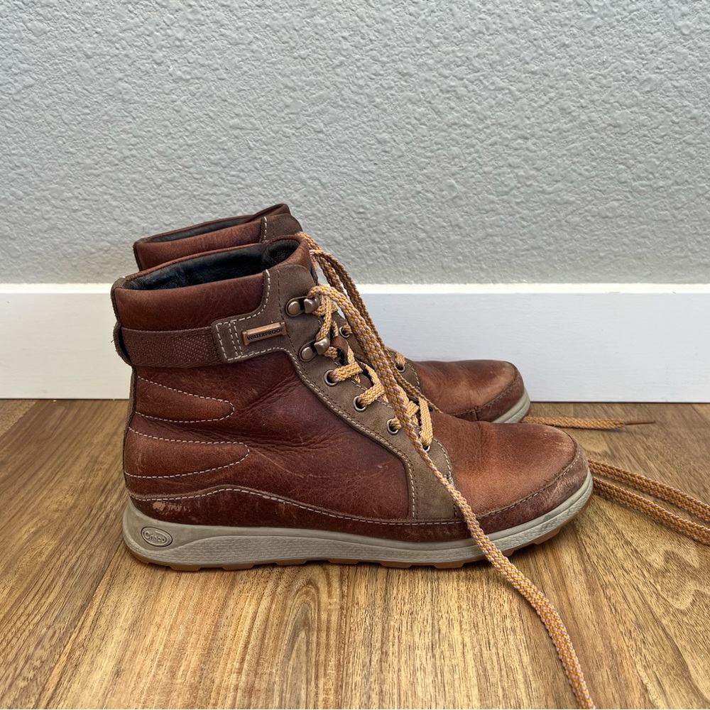 Women’s Chaco Sierra Boots